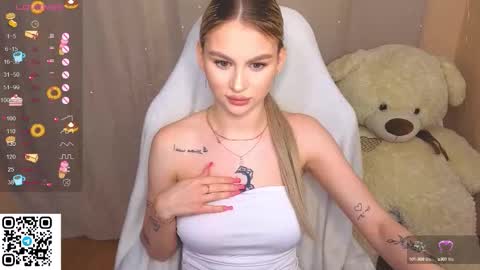 Snapshot of barbieee_doll chatting on 16, 10, 2025 Eva online show from 16, 10, 2025