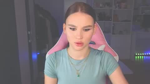 Snapshot of barbieee_doll chatting on 23, 6, 2026 Eva online show from 23, 6, 2026