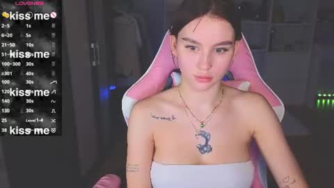 Snapshot of barbieee_doll chatting on 8, 7, 2026 Eva online show from 8, 7, 2026