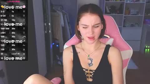 Snapshot of barbieee_doll chatting on 10, 7, 2026 Eva online show from 10, 7, 2026