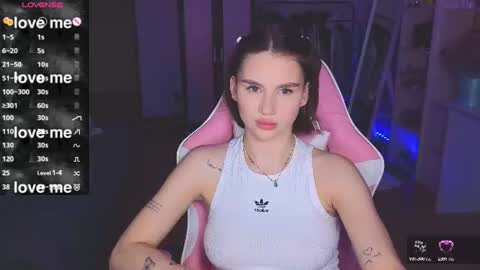 Snapshot of barbieee_doll chatting on 28, 7, 2026 Eva online show from 28, 7, 2026