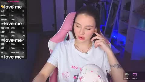 Snapshot of barbieee_doll chatting on 31, 7, 2026 Eva online show from 31, 7, 2026