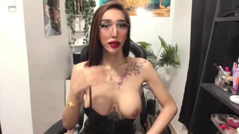 Issa Trap online show from 24, 11, 2025