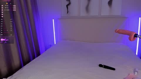 Snapshot of barbielina_ chatting on 26, 10, 2025  Emma online show from 26, 10, 2025