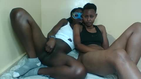 Snapshot of barbies_girles chatting on 22, 10, 2025 barbies_girles online show from 22, 10, 2025