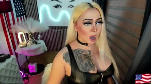 Snapshot of barbietop_alexa69 chatting on 23, 9, 2025 Miss Alexa Fields  online show from 23, 9, 2025