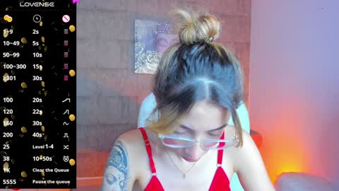 Snapshot of barbiie_scoth chatting on 2, 2, 2025 Barbie Scot online show from 2, 2, 2025