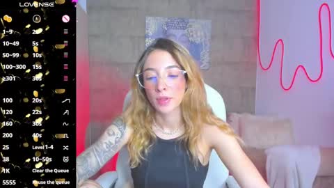 Snapshot of barbiie_scoth chatting on 2, 3, 2025 Barbie Scot online show from 2, 3, 2025