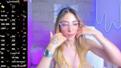Snapshot of barbiie_scoth chatting on 4, 3, 2025 Barbie Scot online show from 4, 3, 2025