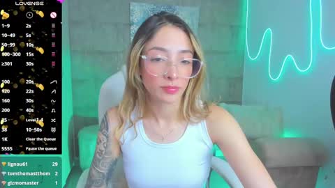Snapshot of barbiie_scoth chatting on 8, 3, 2025 Barbie Scot online show from 8, 3, 2025