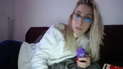 Lena online show from 11, 2, 2025