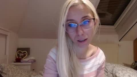 Lena online show from 26, 10, 2025