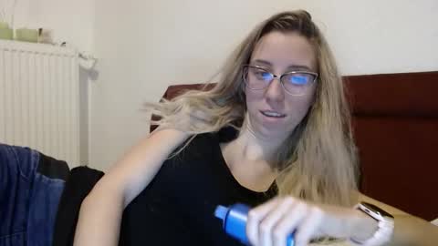 Lena online show from 11, 2, 2026