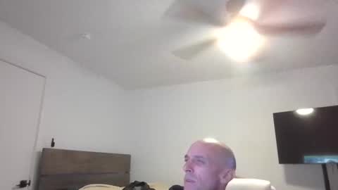 Snapshot of barryblackgun chatting on 10, 2, 2025 barryblackgun online show from 10, 2, 2025