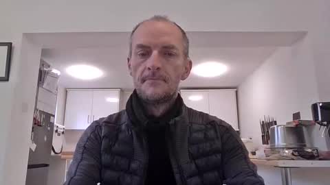 Snapshot of basiccamguy chatting on 4, 11, 2025 basiccamguy online show from 4, 11, 2025