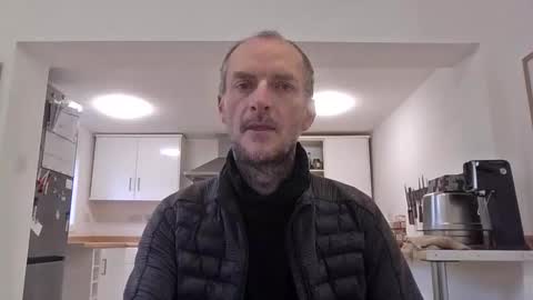 Snapshot of basiccamguy chatting on 13, 11, 2025 basiccamguy online show from 13, 11, 2025