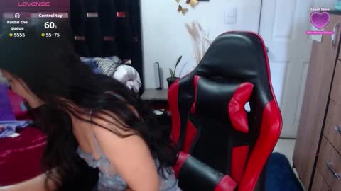 Snapshot of basmahernandez chatting on 4, 11, 2025 Besma online show from 4, 11, 2025