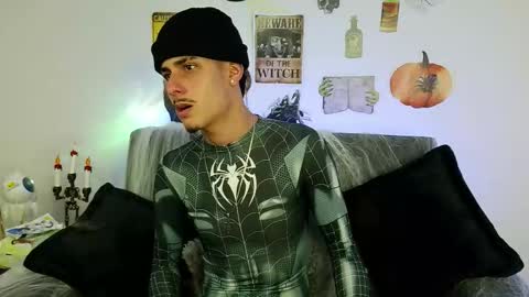 Snapshot of bastiaan_28 chatting on 18, 10, 2025 Bastian online show from 18, 10, 2025