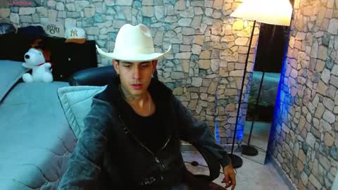 Snapshot of bastiaan_28 chatting on 19, 4, 2026 Bastian online show from 19, 4, 2026