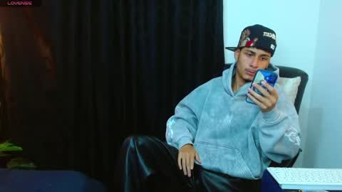 Snapshot of bastiaan_28 chatting on 14, 5, 2026 Bastian online show from 14, 5, 2026