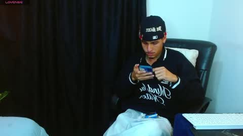 Snapshot of bastiaan_28 chatting on 14, 5, 2026 Bastian online show from 14, 5, 2026