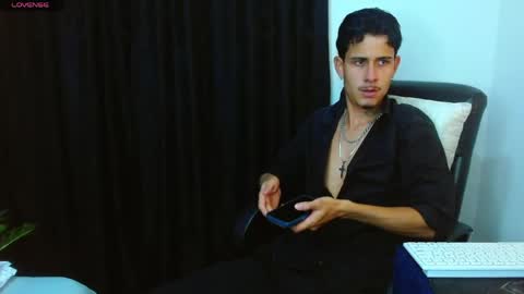 Snapshot of bastiaan_28 chatting on 17, 5, 2026 Bastian online show from 17, 5, 2026