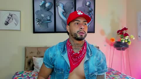 bastian_jones1 online show from 27, 1, 2025