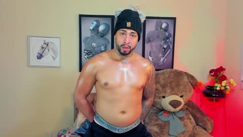 bastian_jones1 online show from 30, 1, 2025