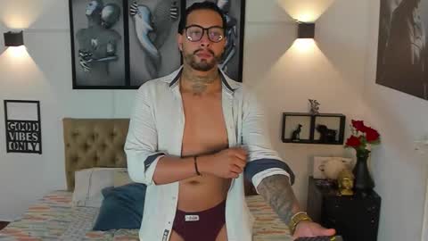 bastian_jones1 online show from 8, 10, 2025