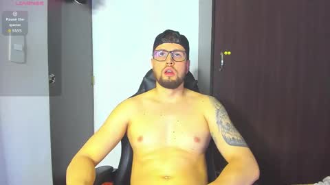 Snapshot of bastianwatson10 chatting on 12, 11, 2025 bastianwatson10 online show from 12, 11, 2025