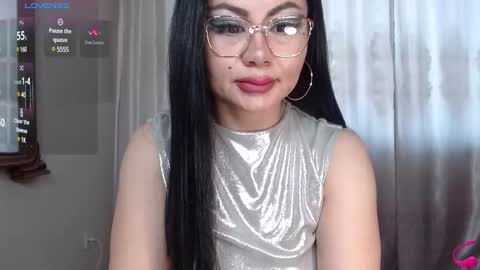 Lara online show from 25, 2, 2025