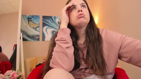 Snapshot of battymoll chatting on 11, 1, 2025 battymoll online show from 11, 1, 2025