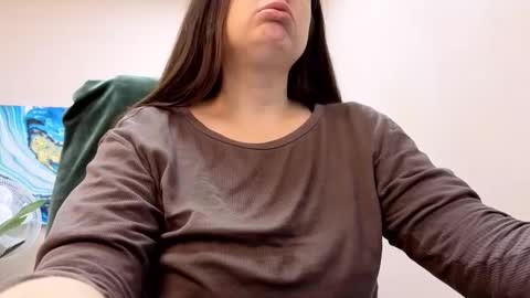 Snapshot of battymoll chatting on 29, 10, 2025 battymoll online show from 29, 10, 2025