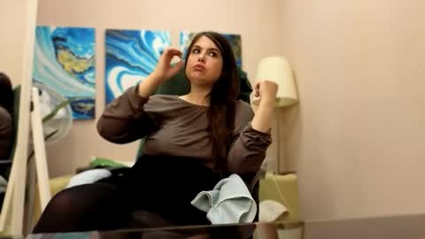 Snapshot of battymoll chatting on 6, 11, 2025 battymoll online show from 6, 11, 2025