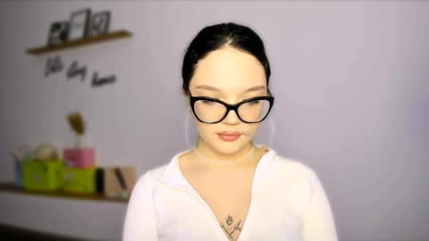 Snapshot of bb_nextdoor chatting on 30, 9, 2025 cyber princess online show from 30, 9, 2025