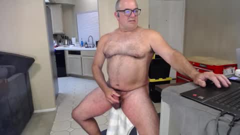 Snapshot of bbrady4 chatting on 11, 3, 2025 bbrady4 online show from 11, 3, 2025