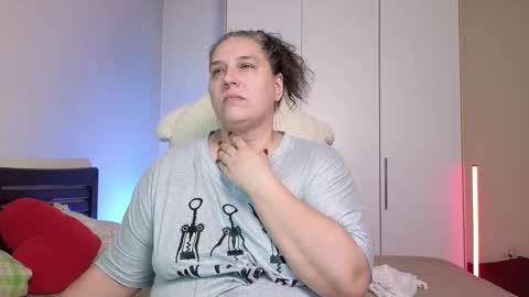 Snapshot of bbw_goddes chatting on 25, 9, 2025 Love online show from 25, 9, 2025