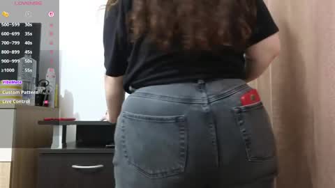 Snapshot of bbw_milf_4u chatting on 17, 4, 2026 Emma online show from 17, 4, 2026