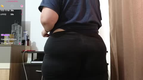 Snapshot of bbw_milf_4u chatting on 9, 5, 2026 Emma online show from 9, 5, 2026