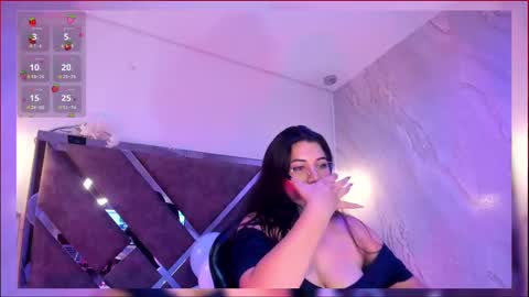 Snapshot of bbwcloe chatting on 4, 10, 2025 Cloe online show from 4, 10, 2025