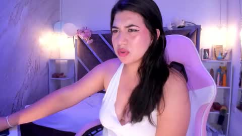 Snapshot of bbwcloe chatting on 11, 10, 2025 Cloe online show from 11, 10, 2025