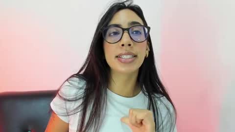 daniela villamizar online show from 2, 12, 2024