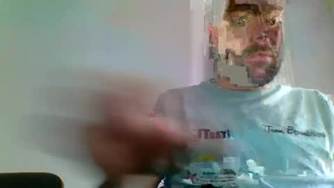 Snapshot of bdemwi2588 chatting on 12, 1, 2025 bdemwi2588 online show from 12, 1, 2025