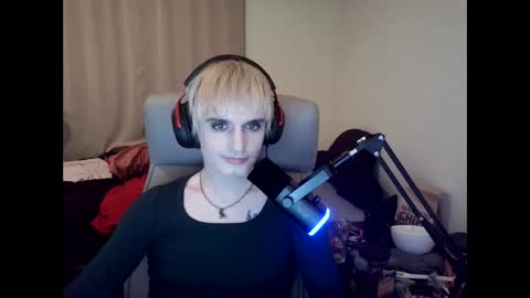 Snapshot of bdogboy chatting on 15, 2, 2026 fuckboy86 online show from 15, 2, 2026