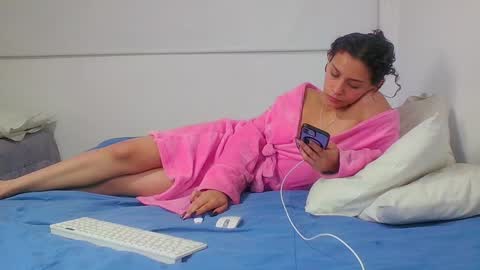 Snapshot of be_sinners chatting on 28, 12, 2024 Sara Juan online show from 28, 12, 2024