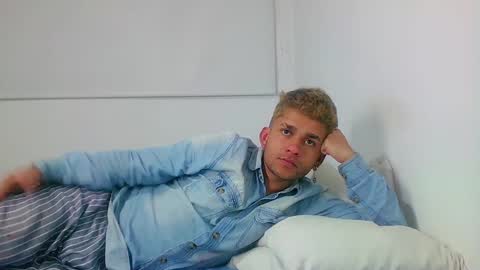 Snapshot of be_sinners chatting on 28, 12, 2024 Sara Juan online show from 28, 12, 2024