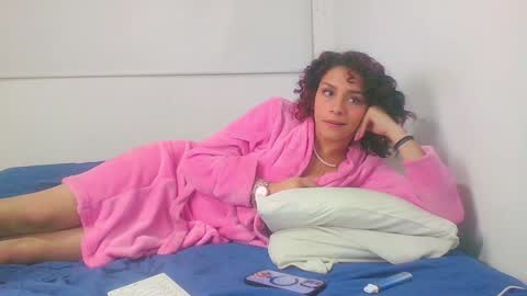 Snapshot of be_sinners chatting on 10, 1, 2025 Sara Juan online show from 10, 1, 2025