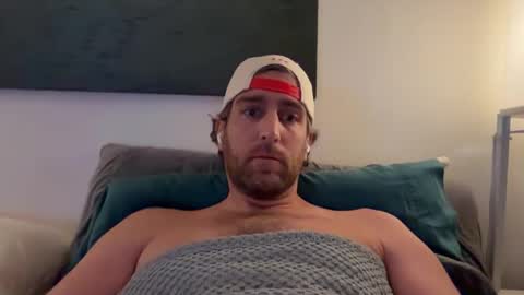 beach_bum_69 online show from 17, 12, 2025