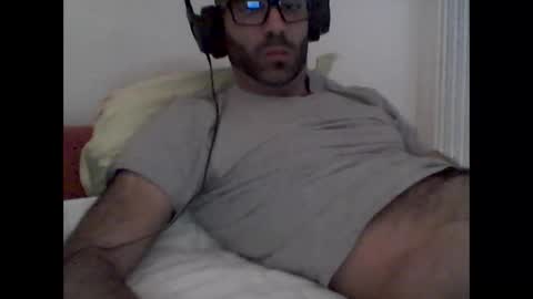 bear14250949 online show from 15, 11, 2025