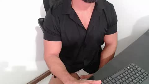 Beard Guy online show from 7, 5, 2026